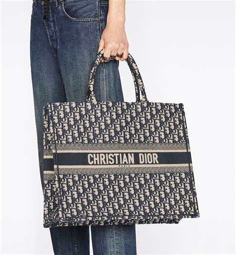 grosse dior book tote bag|dior book tote damen.